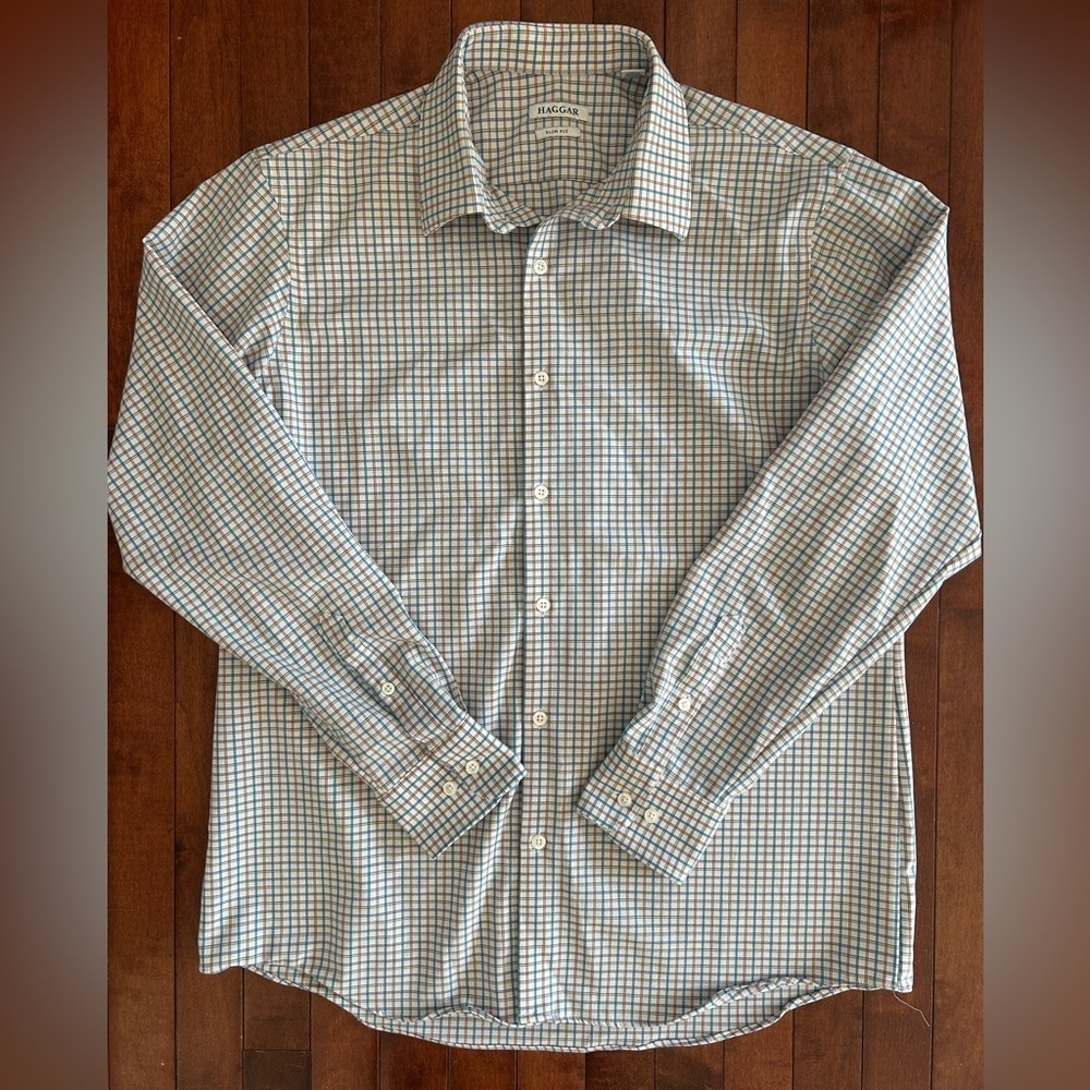 Haggar Men's Slim Fit Blue and White Plaid Button Down Shirt Size Large